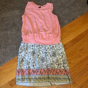 Loft skirt printed medium petite. Matching pink tank small. Exc condition